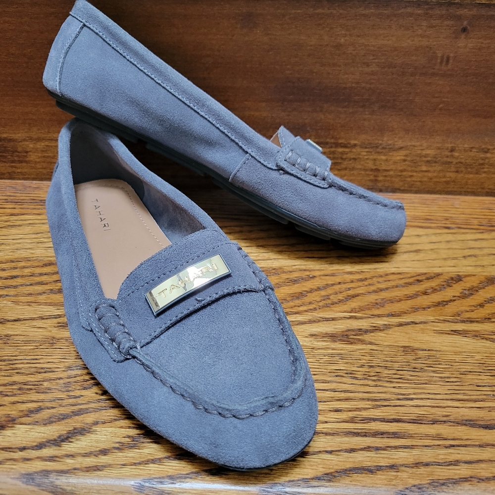 TAHARI Marilu Flat Suede leather loafers shoes slip-on Gray Size 7.5